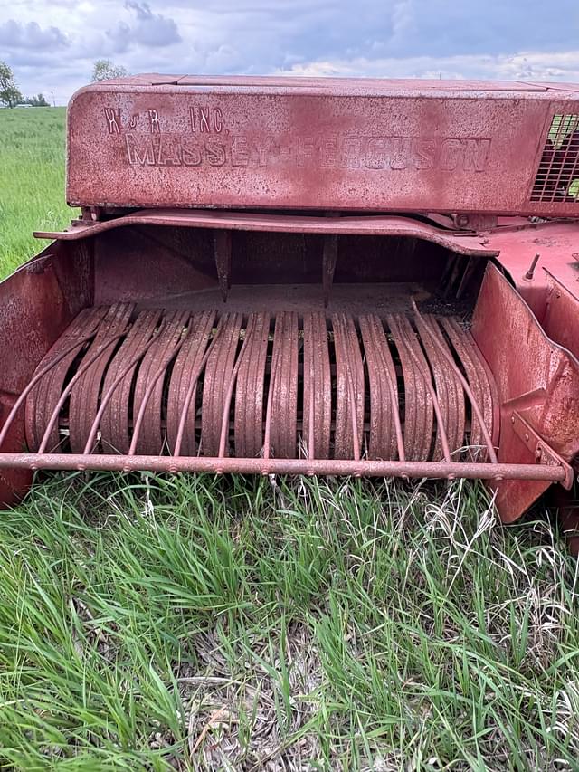 Image of Massey Ferguson 10 equipment image 4