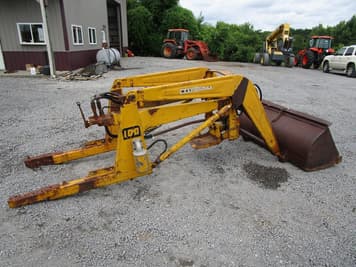 Main image Massey Ferguson 100