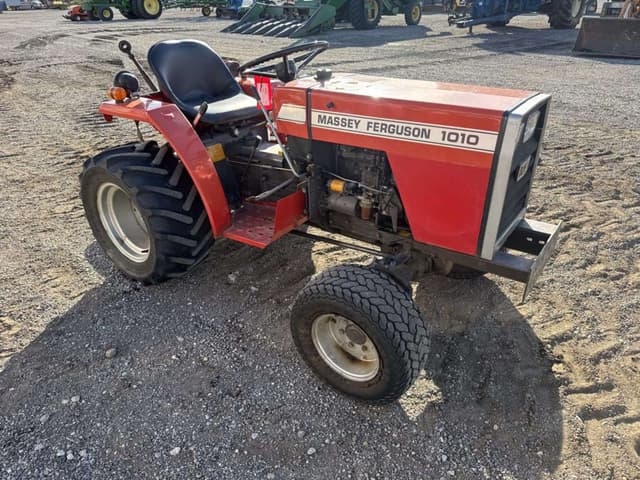 Image of Massey Ferguson 1010 equipment image 4