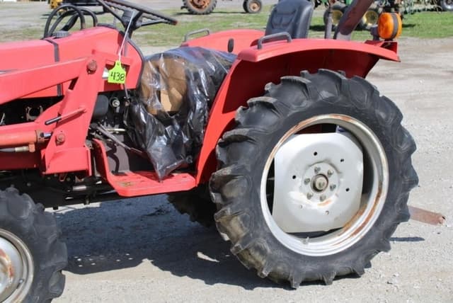Image of Massey Ferguson 1020 equipment image 1