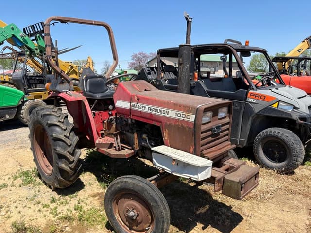 Image of Massey Ferguson 1030 equipment image 3