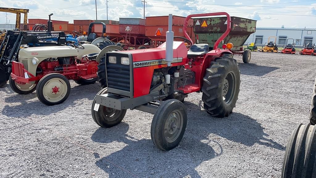 Image of Massey Ferguson 1040 Primary image