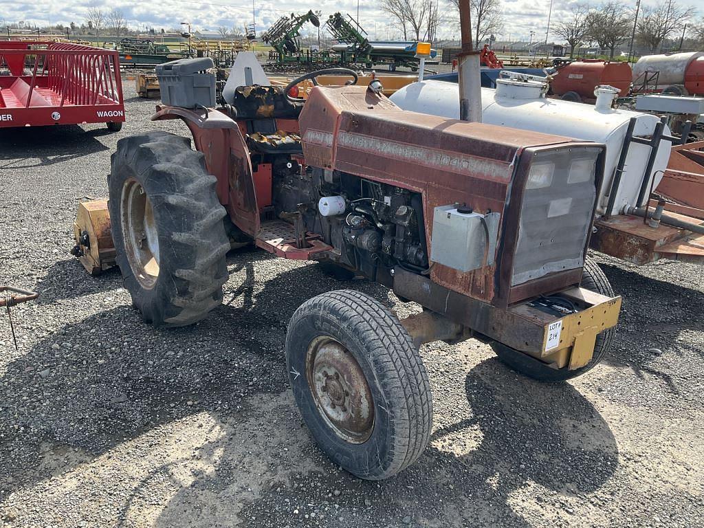 Tractor Zoom - Massey Ferguson 1040