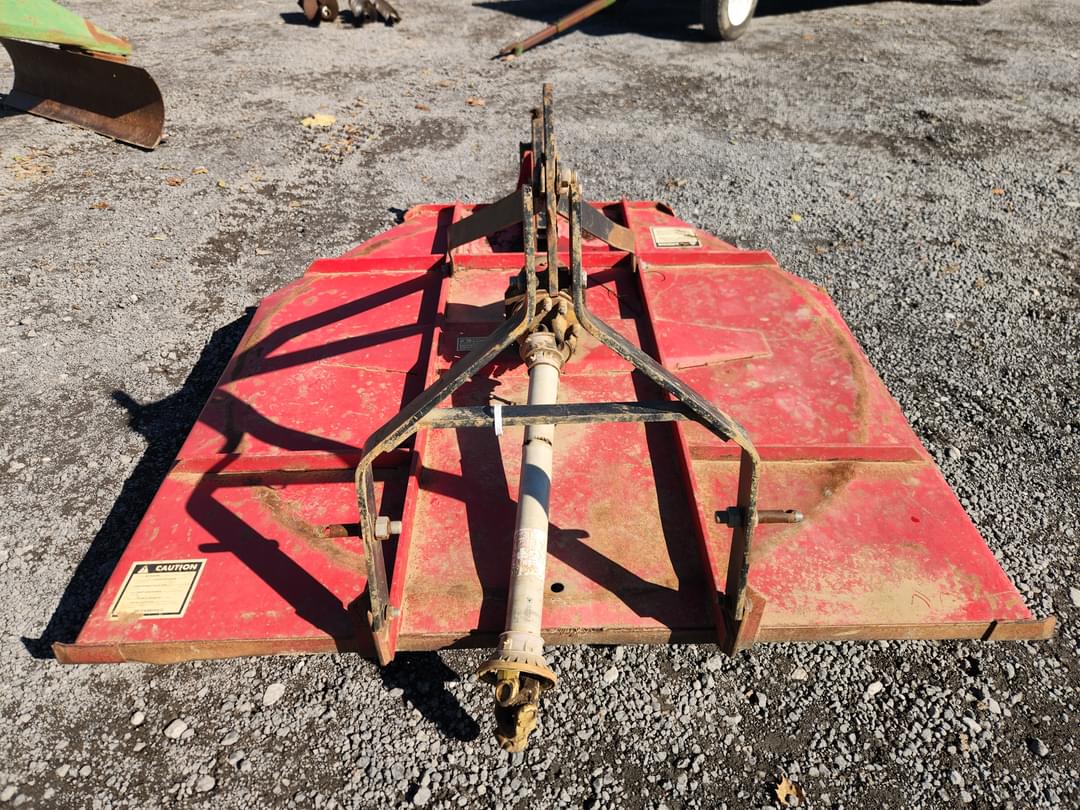 Image of Massey Ferguson 1051 Image 1