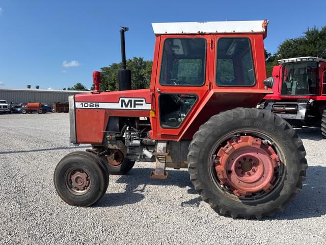 Image of Massey Ferguson 1085 equipment image 1