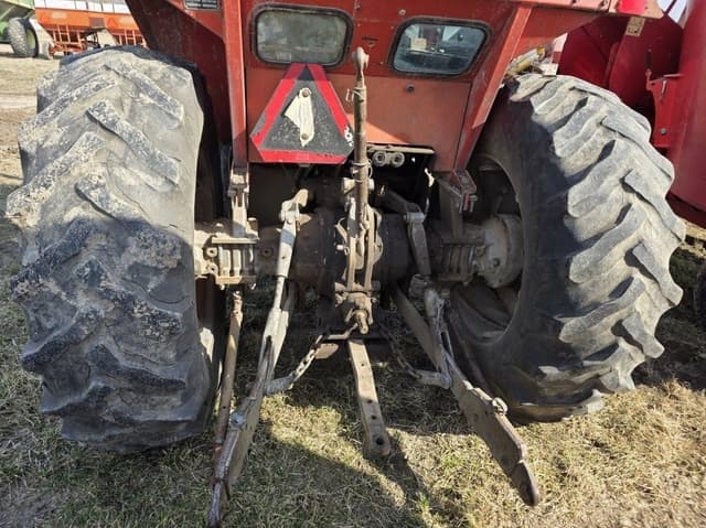 Image of Massey Ferguson 1085 equipment image 3