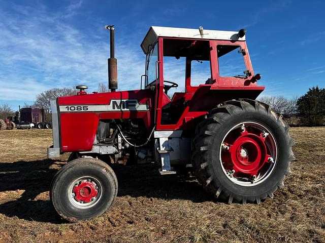 Image of Massey Ferguson 1085 equipment image 2