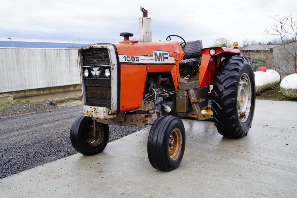 Main image Massey Ferguson 1085