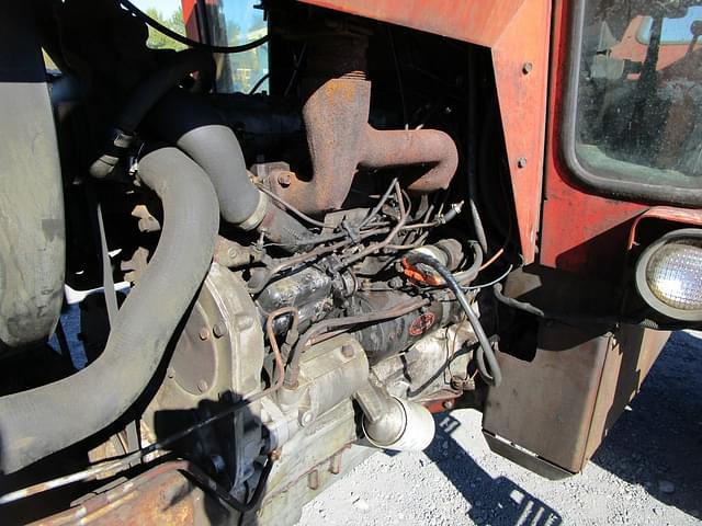 Image of Massey Ferguson 1085 equipment image 2