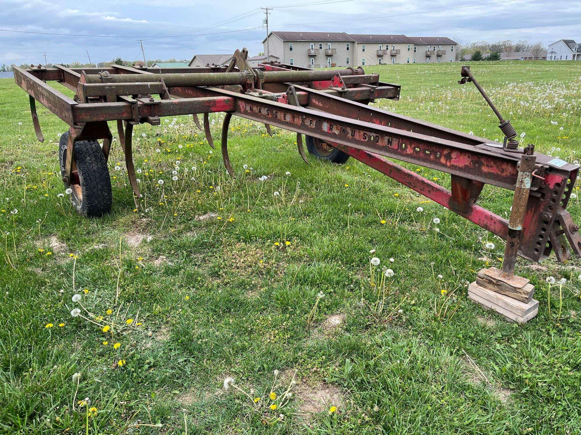 Main image Massey Ferguson 125