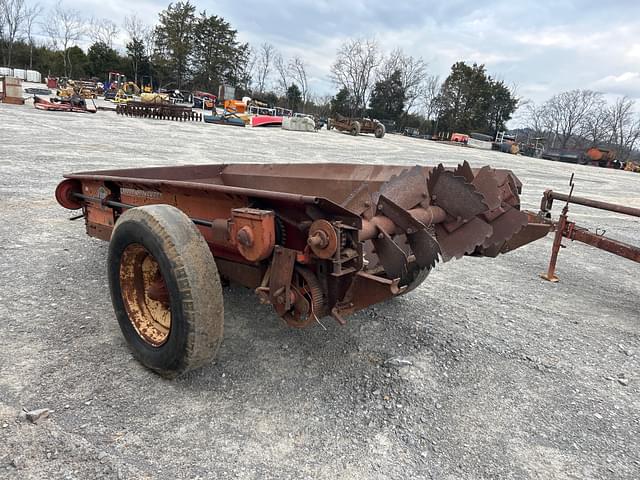 Image of Massey Ferguson 110 equipment image 3