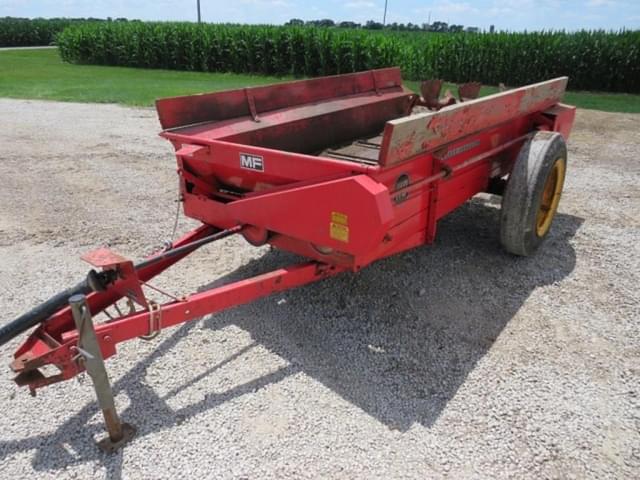 Image of Massey Ferguson 110 equipment image 2