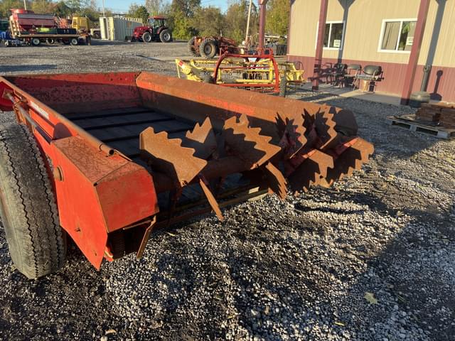 Image of Massey Ferguson 110 equipment image 4