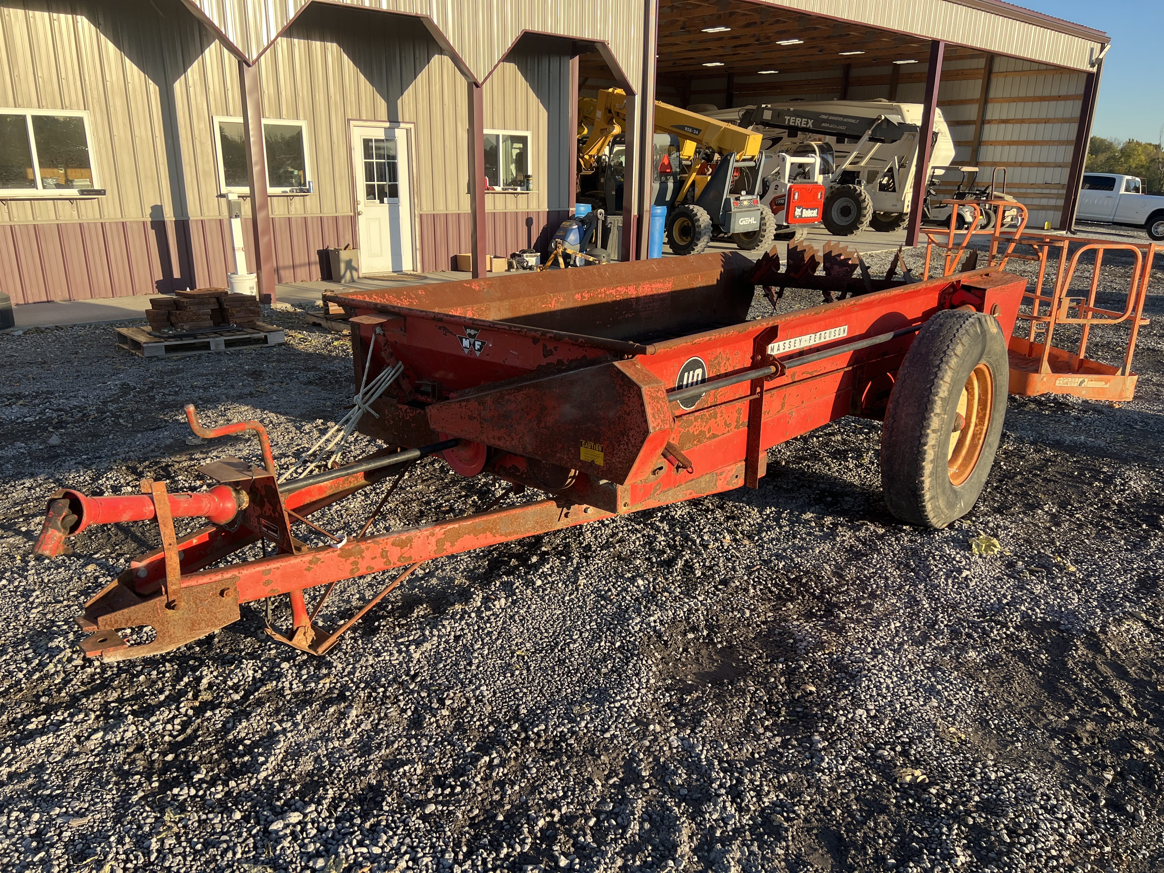 Massey Ferguson 110 Equipment Image0