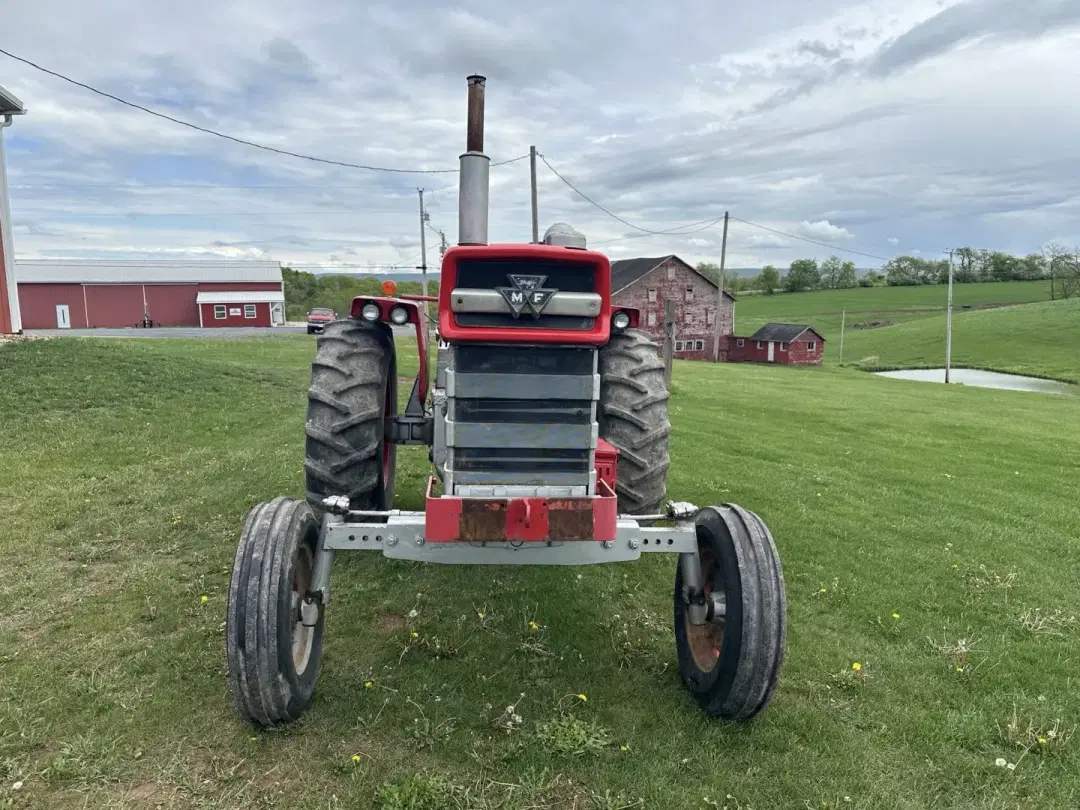 Image of Massey Ferguson 1100 Primary image