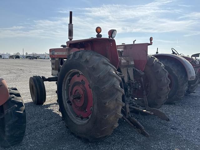 Image of Massey Ferguson 1100 equipment image 1