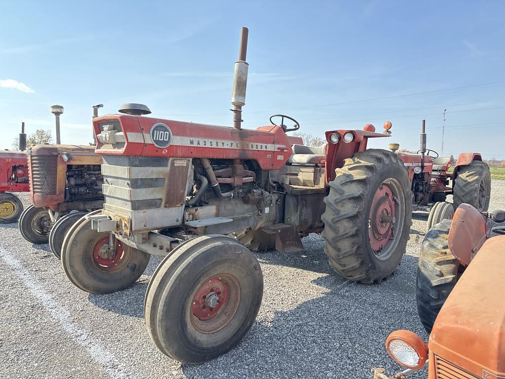 Image of Massey Ferguson 1100 Primary image