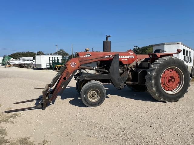 Image of Massey Ferguson 1100 equipment image 1