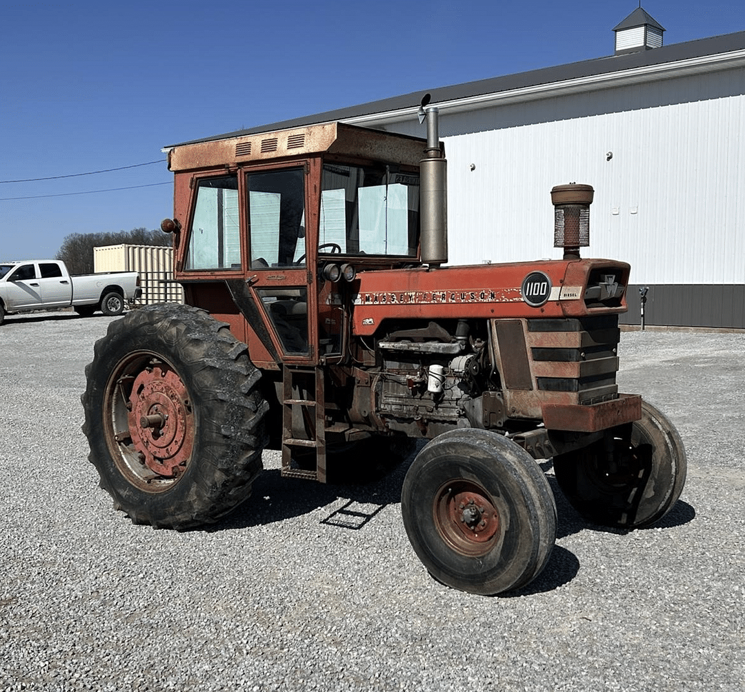 Image of Massey Ferguson 1100 Primary image