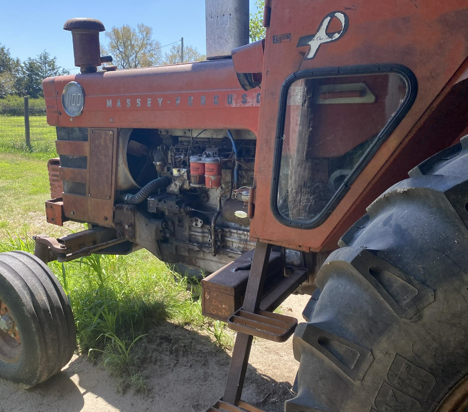 Main image Massey Ferguson 1100