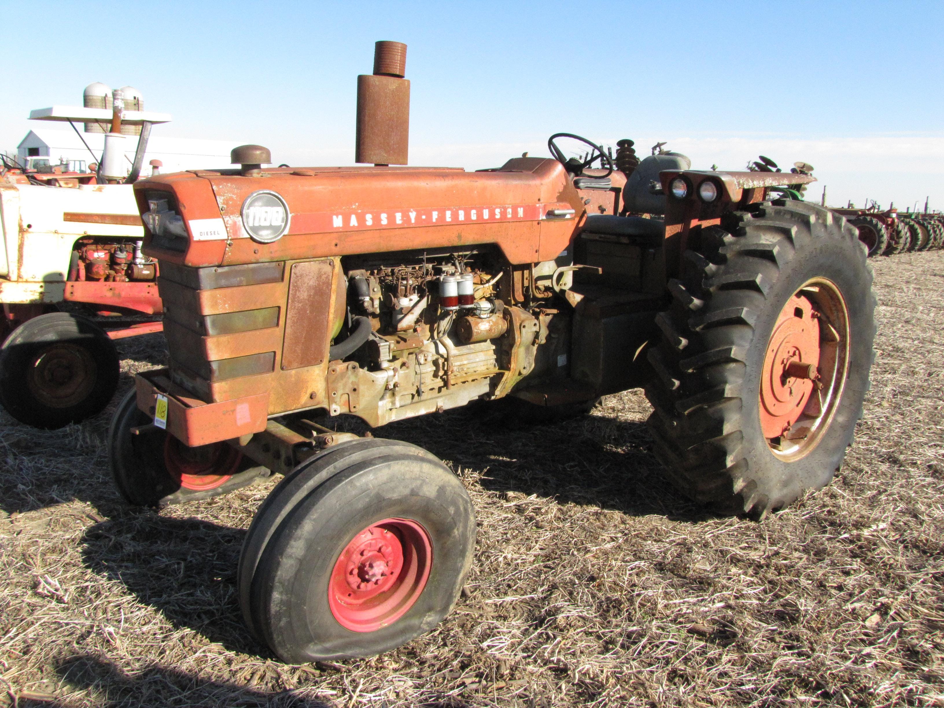 Main image Massey Ferguson 1100