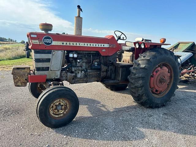 Image of Massey Ferguson 1100 equipment image 4