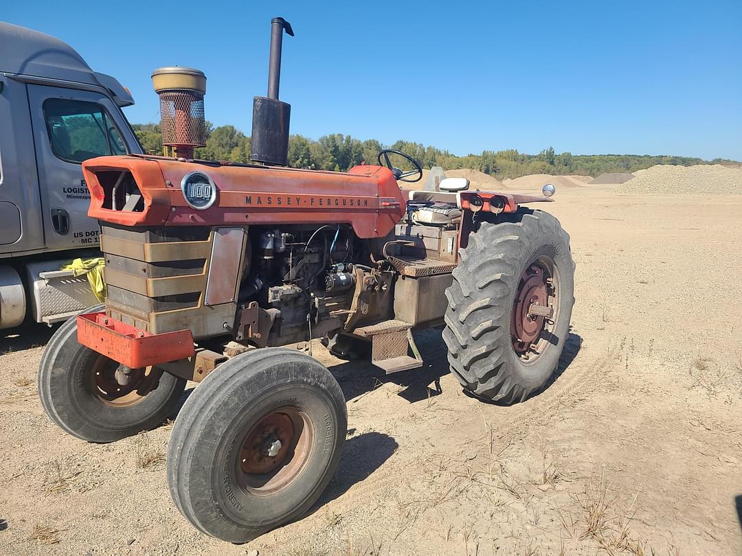 Image of Massey Ferguson 1100 Primary image