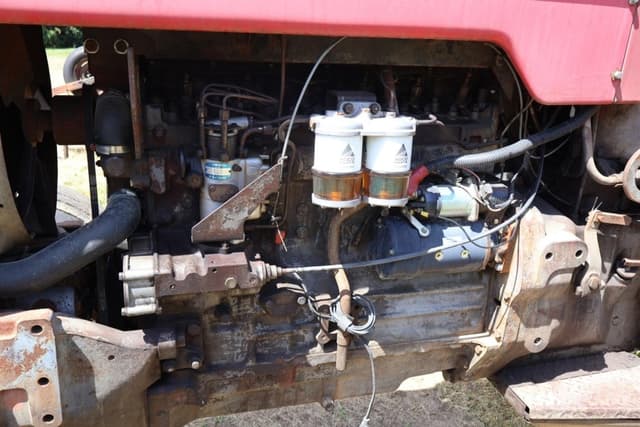 Image of Massey Ferguson 1100 equipment image 3