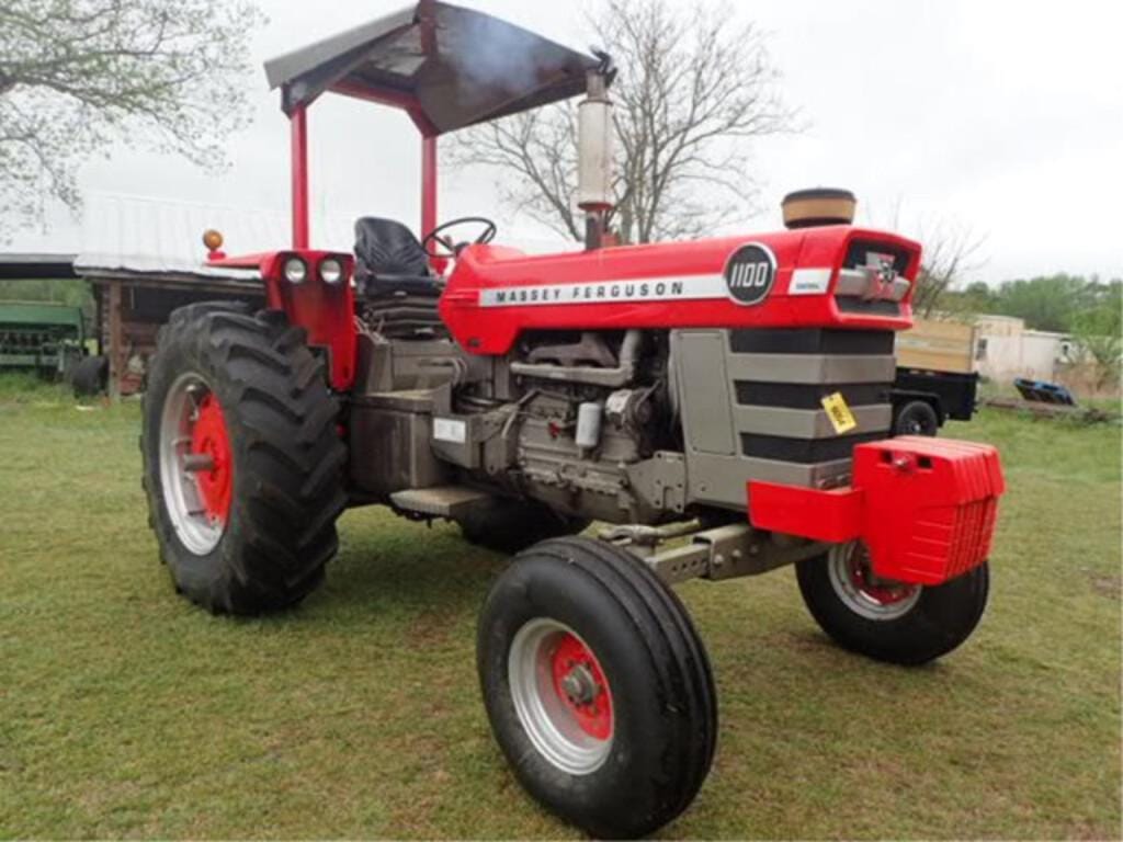 Main image Massey Ferguson 1100