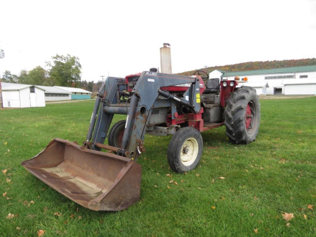 Main image Massey Ferguson 1100