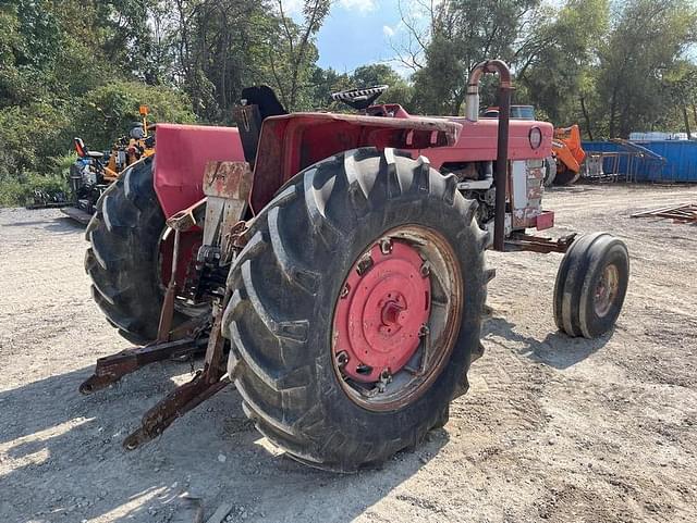 Image of Massey Ferguson 1100 equipment image 4