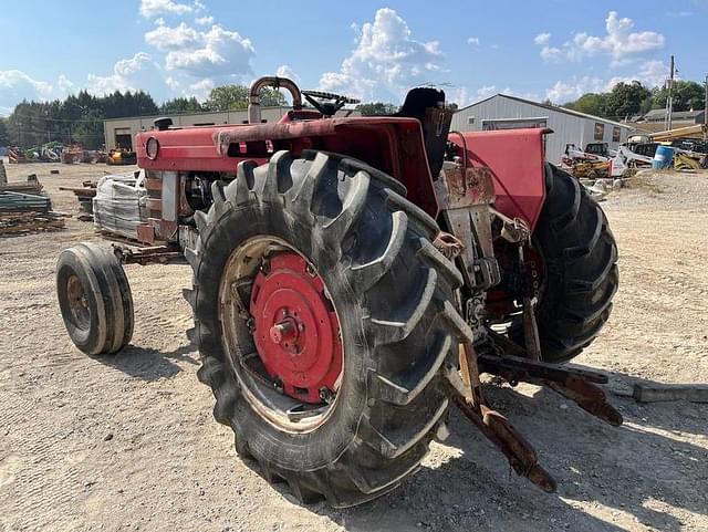 Image of Massey Ferguson 1100 equipment image 2