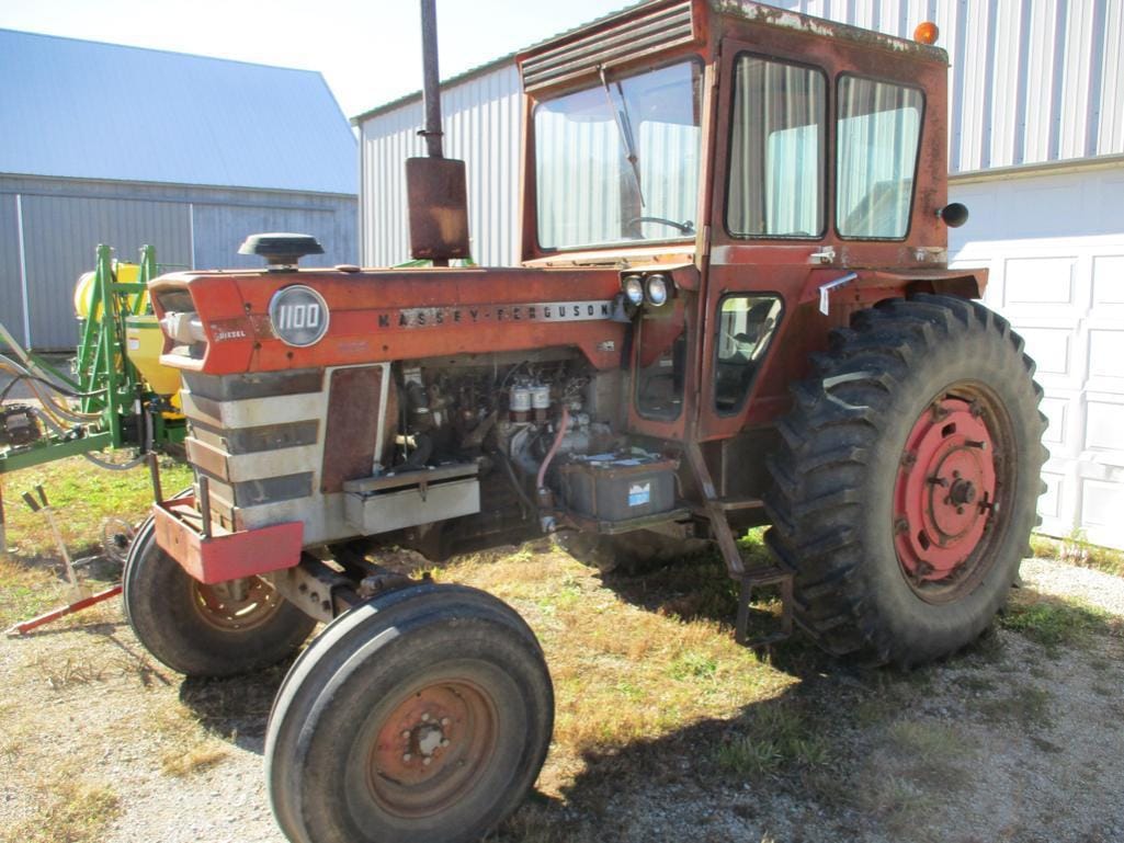 Main image Massey Ferguson 1100