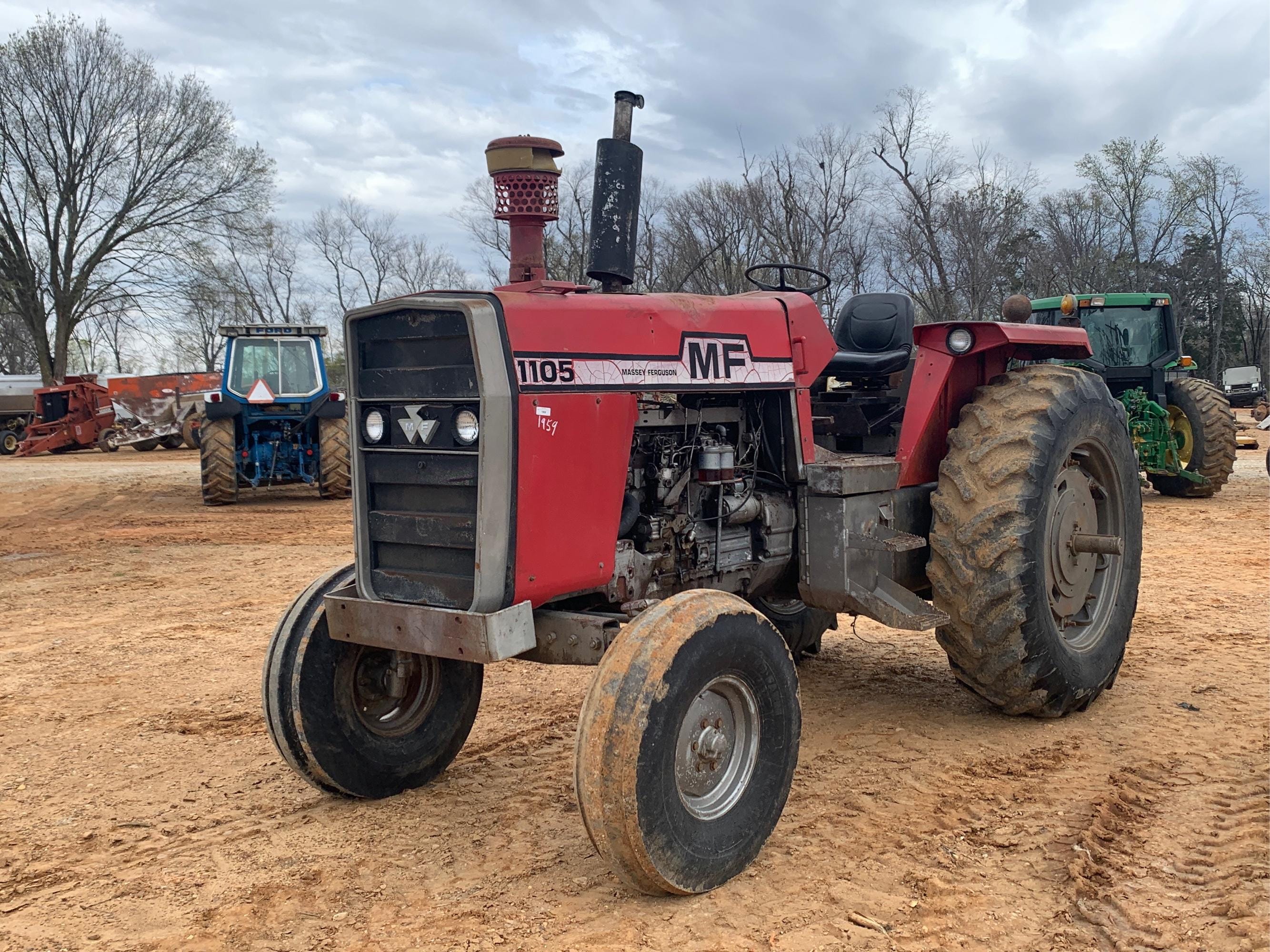 Main image Massey Ferguson 1105
