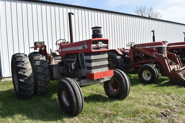 Image of Massey Ferguson 1130 equipment image 2
