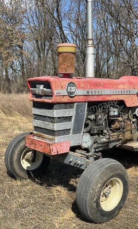 Image of Massey Ferguson 1130 equipment image 1