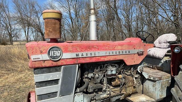 Image of Massey Ferguson 1130 equipment image 3