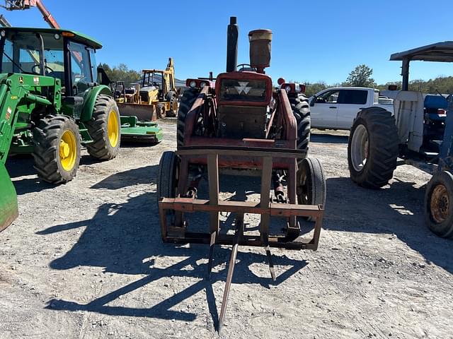 Image of Massey Ferguson 1130 equipment image 1