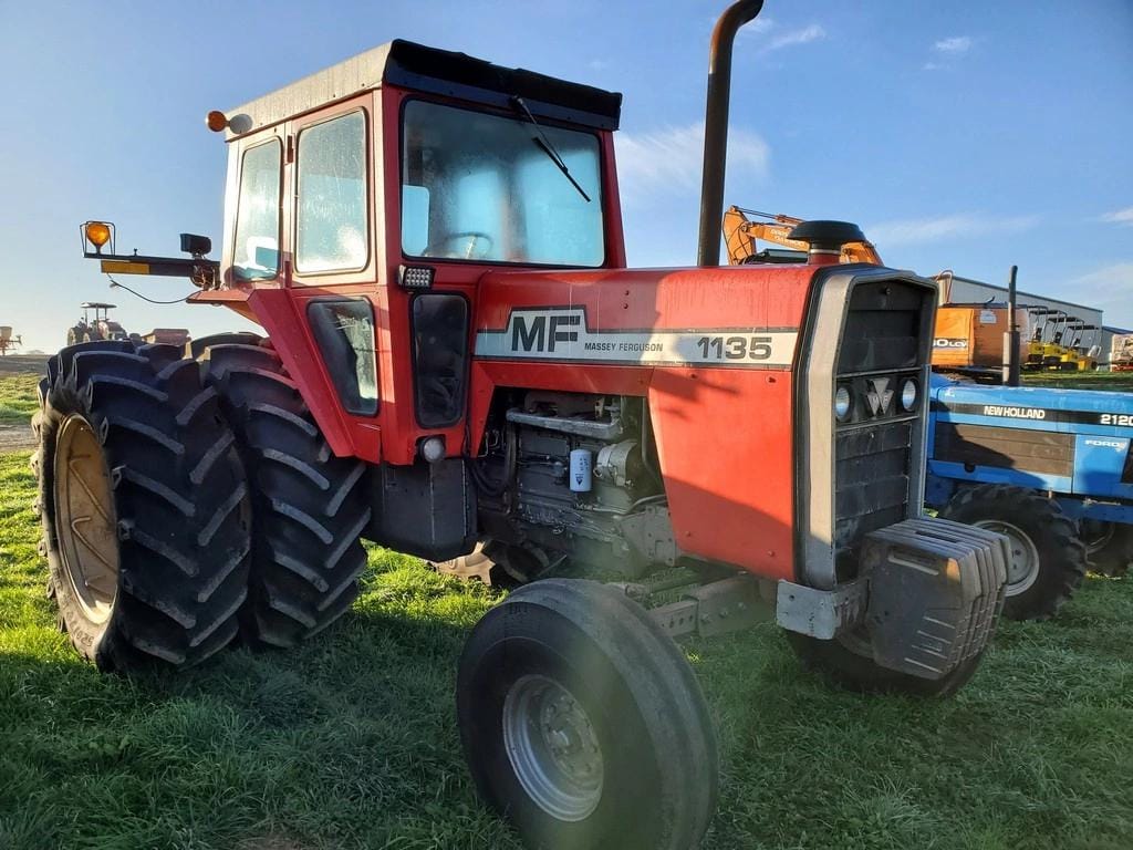 Main image Massey Ferguson 1135