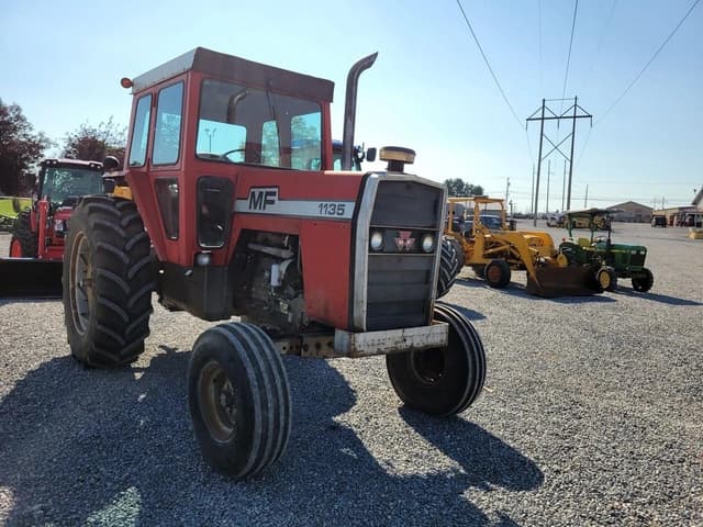 Image of Massey Ferguson 1135 equipment image 1