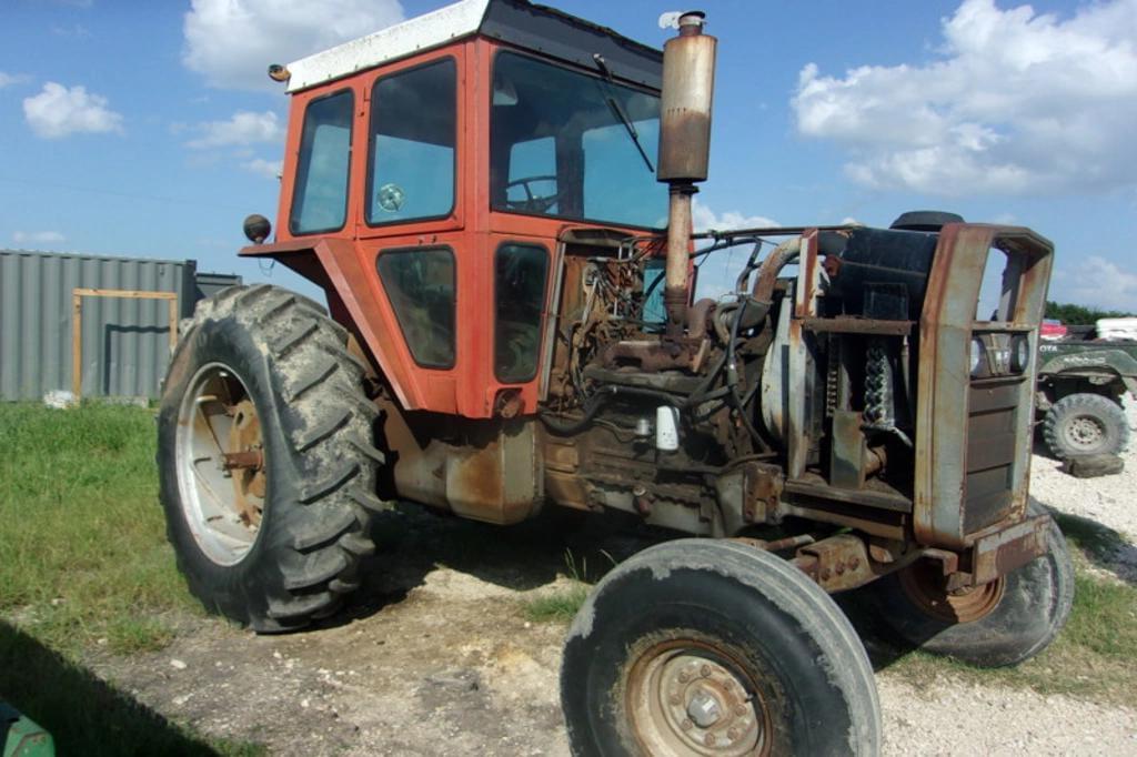 Image of Massey Ferguson 1135 Primary image