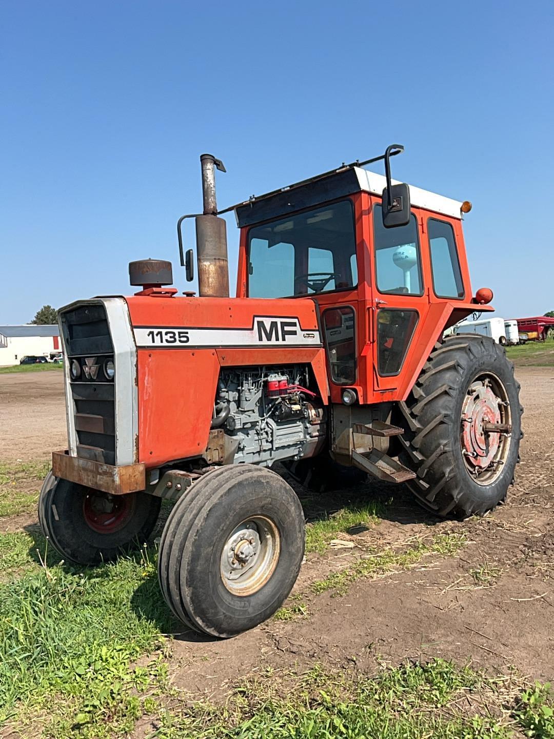 Image of Massey Ferguson 1135 Primary image