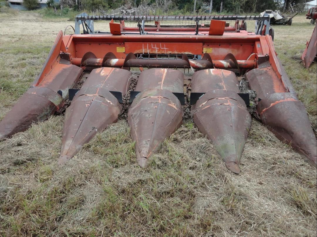 Image of Massey Ferguson 1144 Image 0