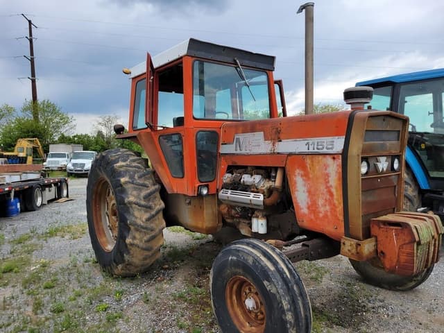 Image of Massey Ferguson 1155 equipment image 3