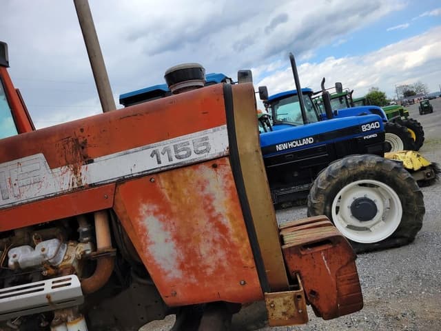 Image of Massey Ferguson 1155 equipment image 4