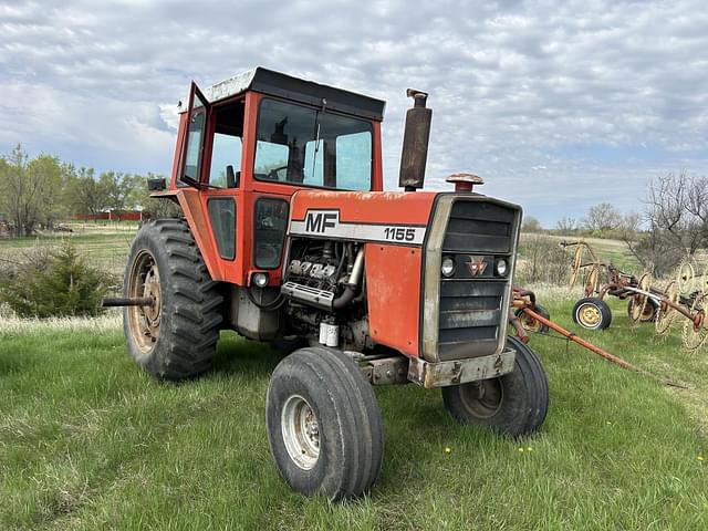 Image of Massey Ferguson 1155 equipment image 2