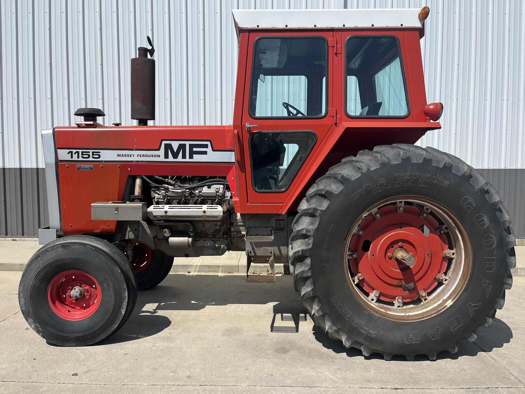 Massey Ferguson 1155 Equipment Image0
