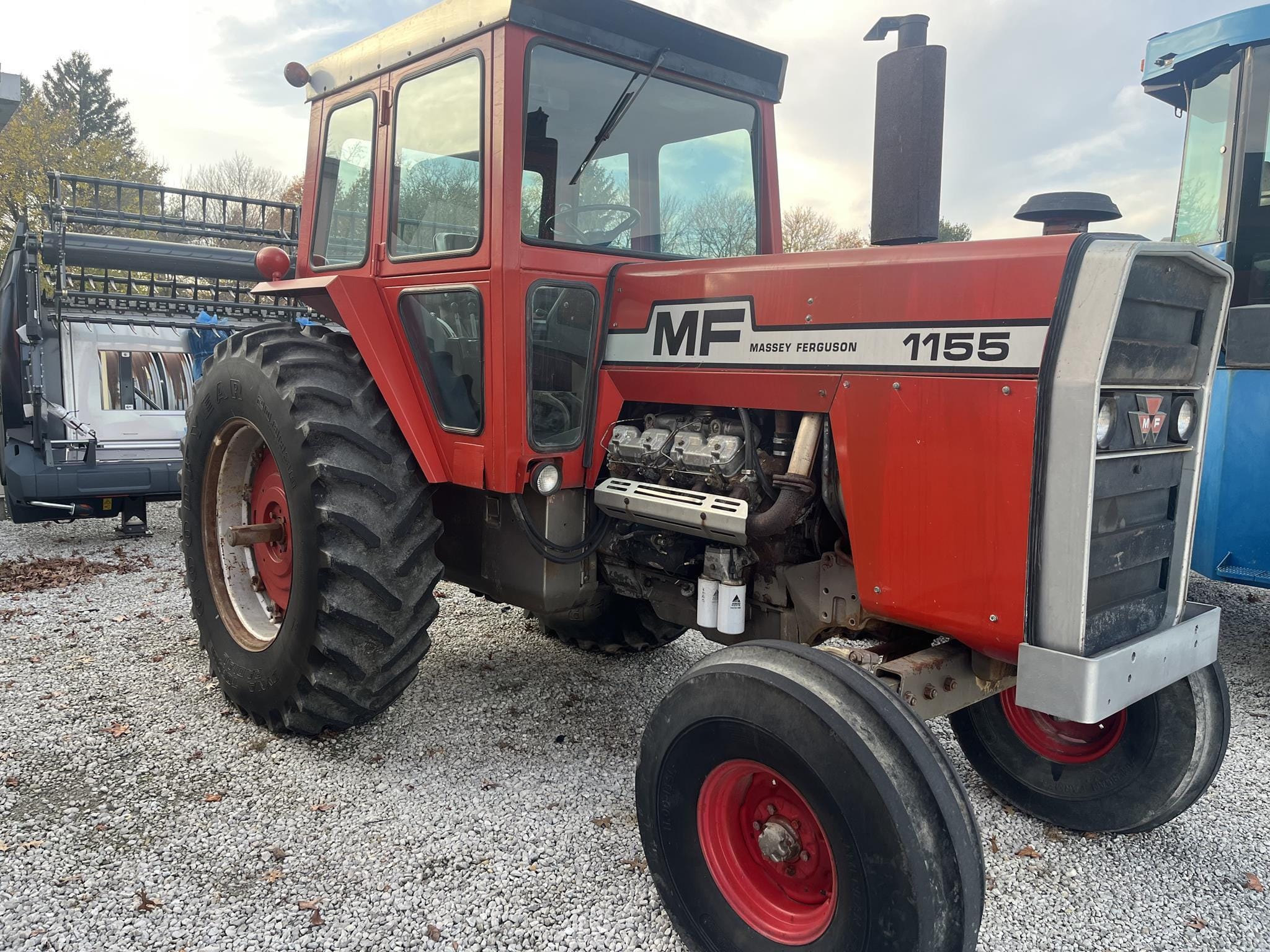 Massey Ferguson 1155 Equipment Image0
