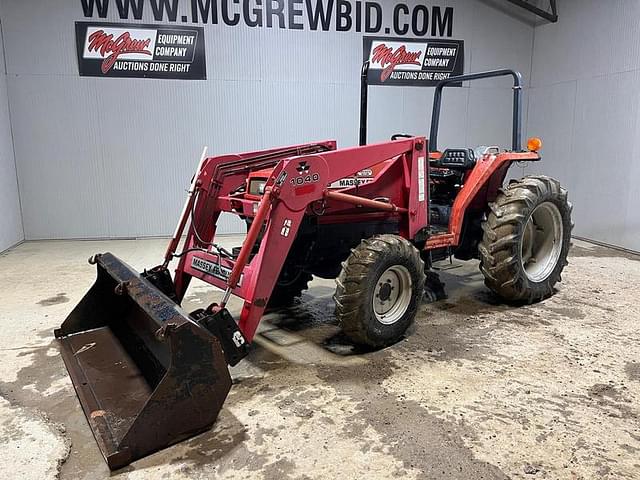 Image of Massey Ferguson 1165 equipment image 1