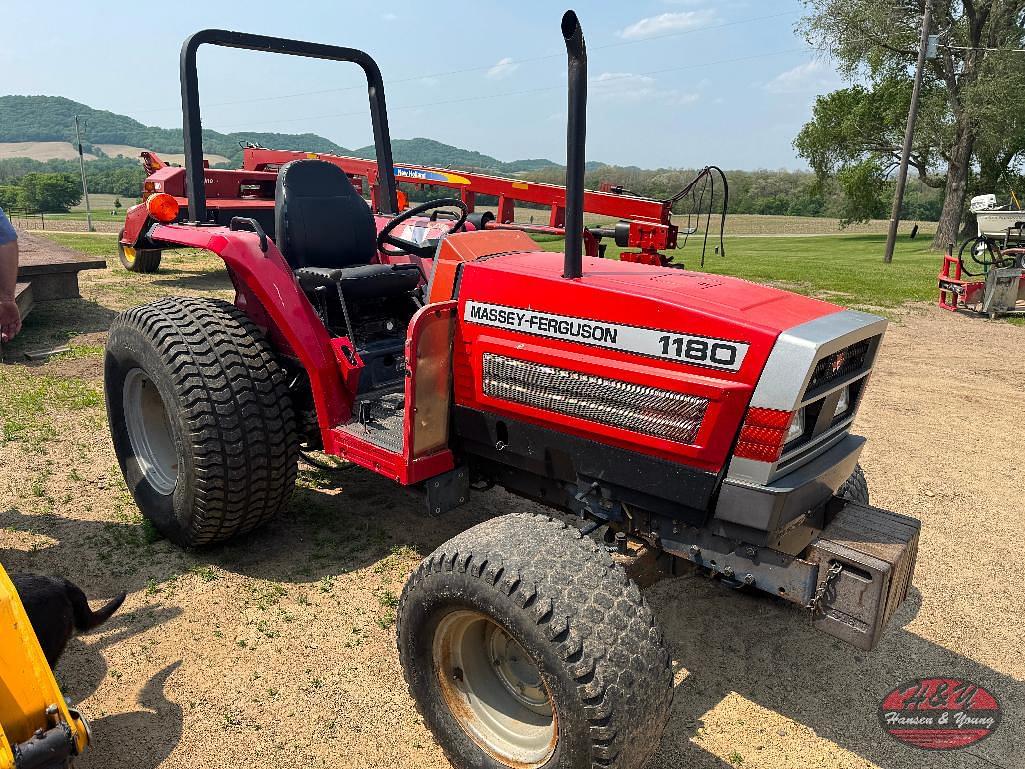 Image of Massey Ferguson 1180 Primary image